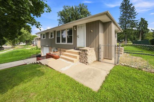 2414 23rd Avenue NW, Rochester, MN 55901