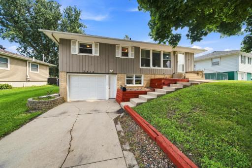 2414 23rd Avenue NW, Rochester, MN 55901