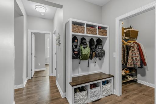 Mud room w/built in storage