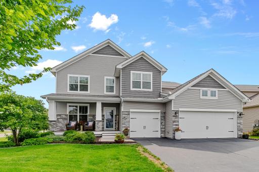 Lovely 2-story home