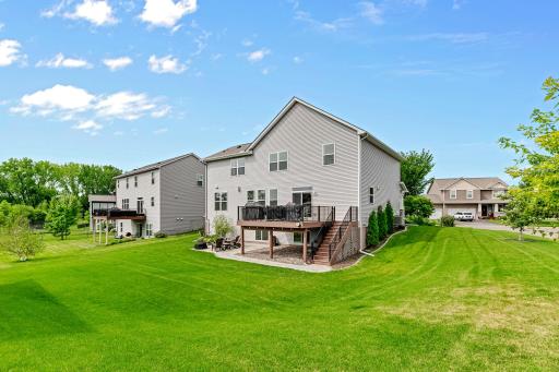 Nice level yard w/patio