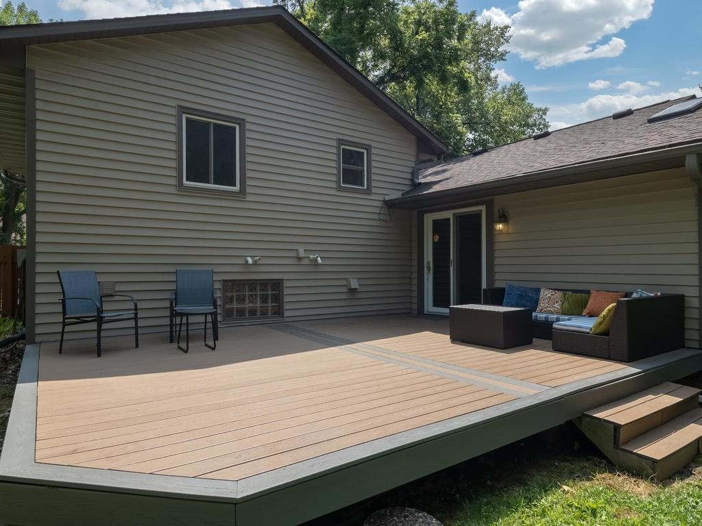 Huge Maintenance Free Deck