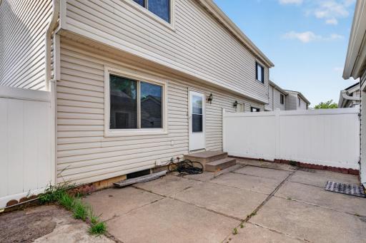 7640 Hampshire Avenue N, Brooklyn Park, MN 55428