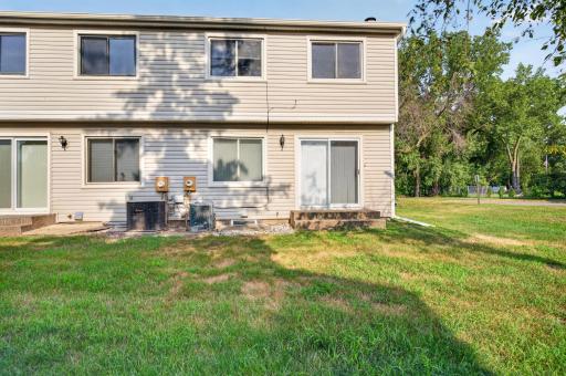 7640 Hampshire Avenue N, Brooklyn Park, MN 55428
