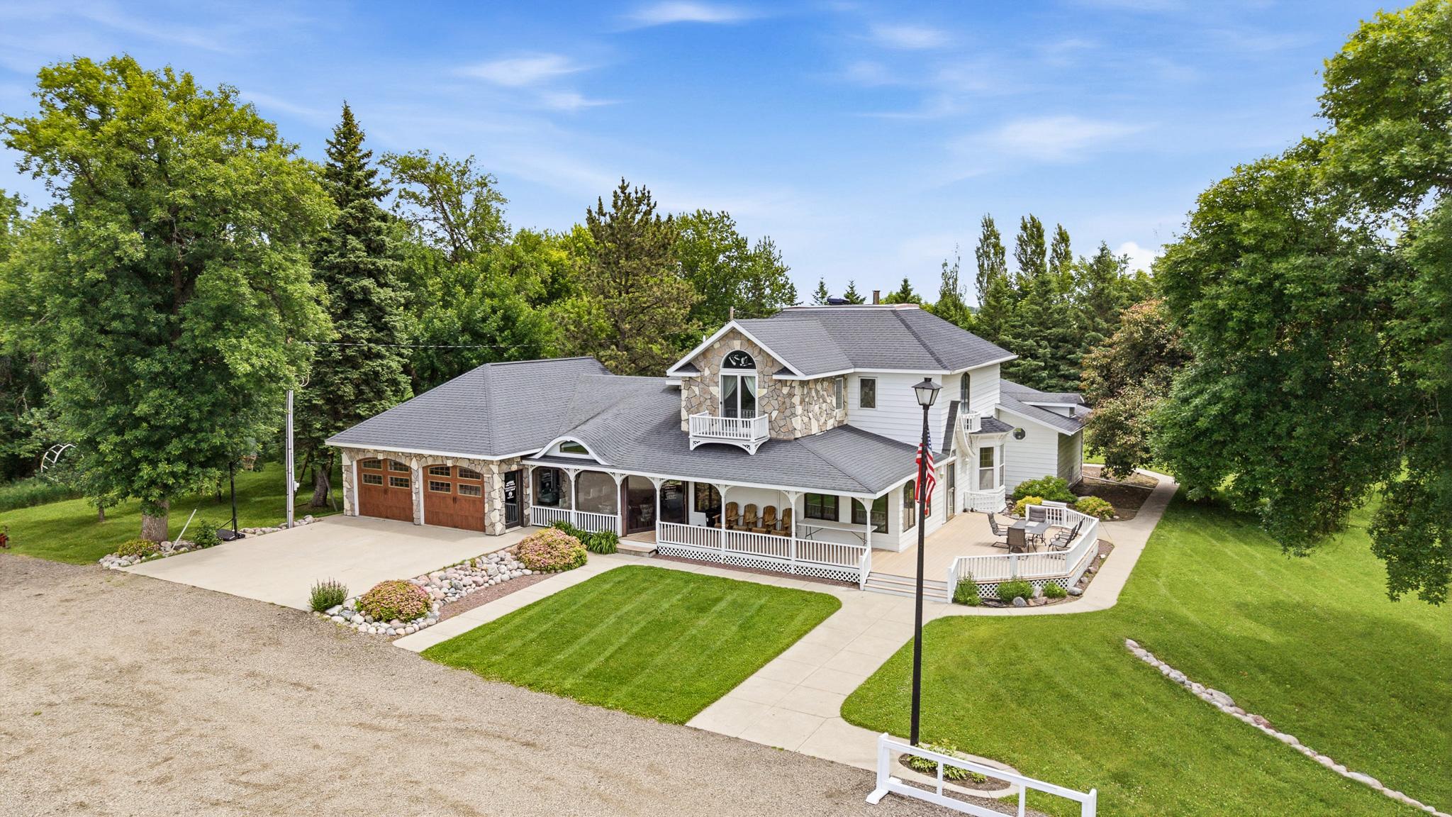 Property photo for 164 110th Avenue S, Moorhead, MN 56560