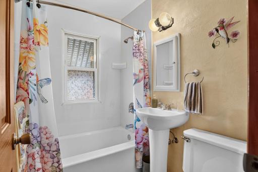 Main Level Bath