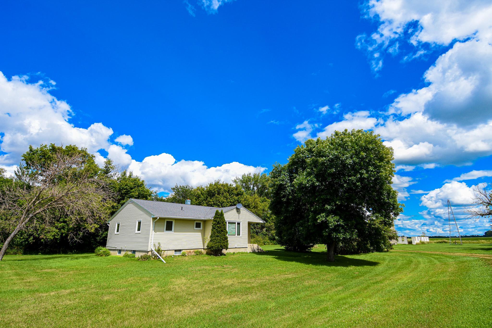 27774 330th Avenue NW, Warren, MN 56762