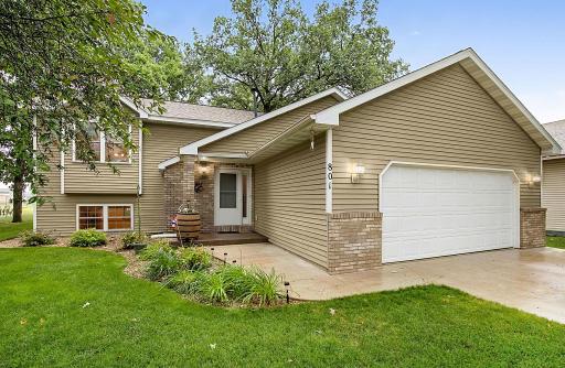 Photo for 801 Sunwood Park Drive, Waite Park, MN 56387 - listing #7124740 801 Sunwood Park Drive, Waite Park, MN 56387