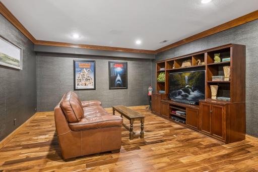 5231 Green Farms Road, Edina, MN 55436