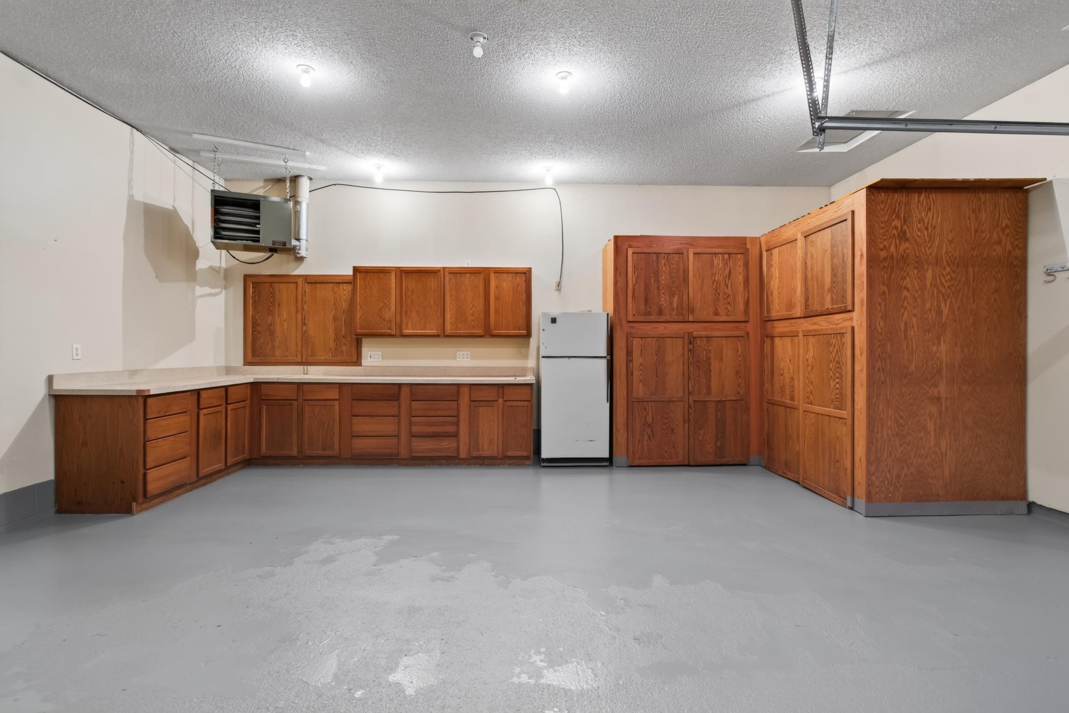 3 Car Garage