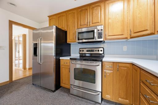 1580 Gilmore Valley (6).jpg