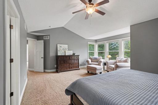 11665 Azure Court, Inver Grove Heights, MN 55077