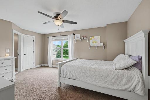 11665 Azure Court, Inver Grove Heights, MN 55077