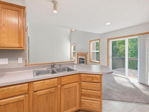 9004 Marsh Run Street, Rockford, MN 55373