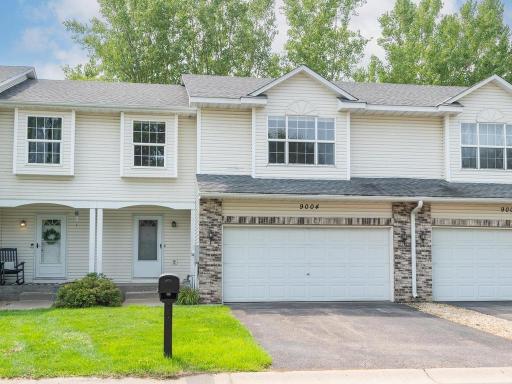 Welcome to this spacious Marsh Run side-by-side townhome offering 2,113 fsf, 3 bedrooms on the UL, 4 baths, finished walkout LL, multiple living spaces & attached 2-stall tuck-under garage.
