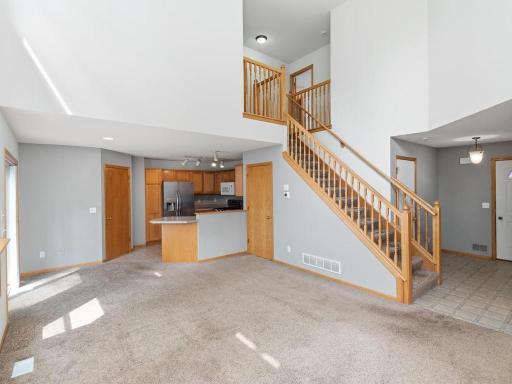 9004 Marsh Run Street, Rockford, MN 55373