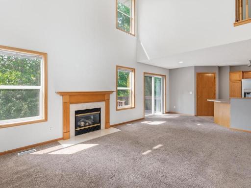 9004 Marsh Run Street, Rockford, MN 55373