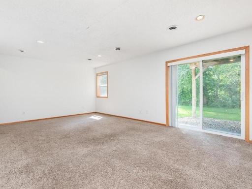9004 Marsh Run Street, Rockford, MN 55373