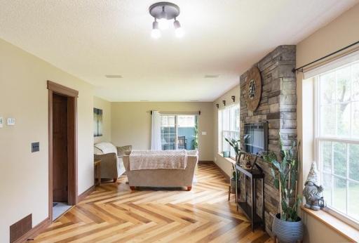 Sitting room on main level with Water views