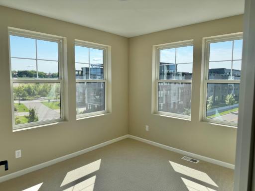 Secondary bedroom
