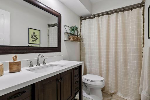 Upper Level Full Bath