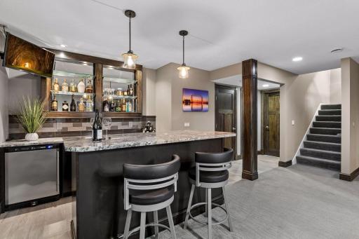 Lower Level Dry Bar
