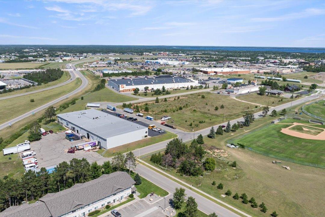 05-DJI_20260806170505_0468_D.jpg