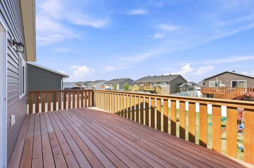 3316 MAPLE LEAF Loop S, Fargo, ND 58104