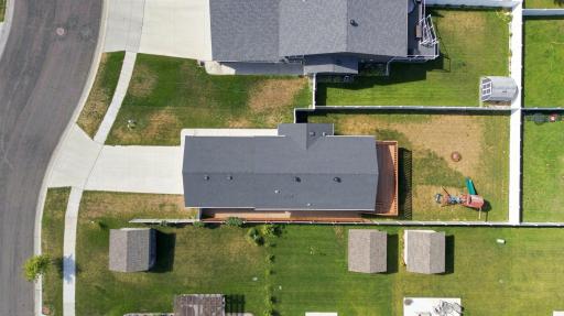 3316 MAPLE LEAF Loop S, Fargo, ND 58104