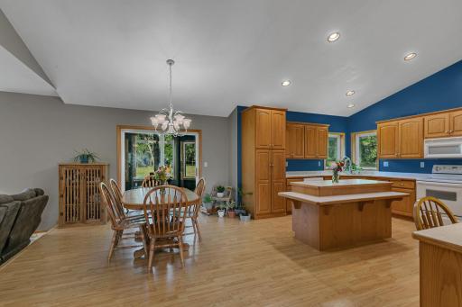 1185 24th Avenue NE, Sauk Rapids, MN 56379