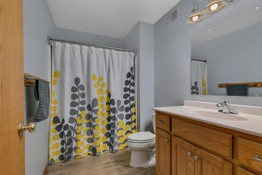 1185 24th Avenue NE, Sauk Rapids, MN 56379