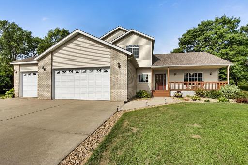 1185 24th Avenue NE, Sauk Rapids, MN 56379