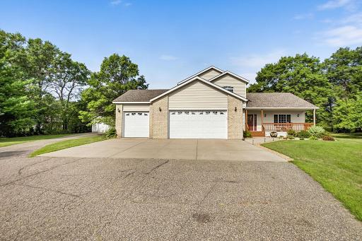1185 24th Avenue NE, Sauk Rapids, MN 56379