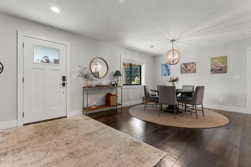 Lovely dinning area with plenty of space for a larger table