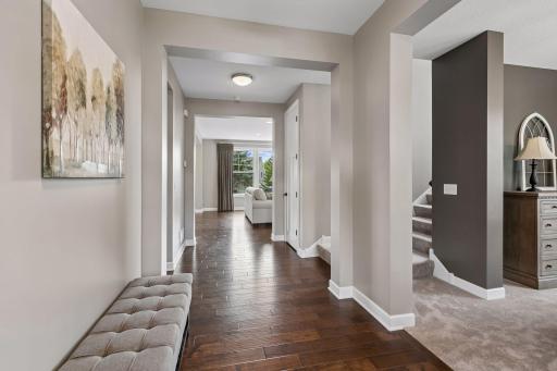 Spacious foyer for entertaining family and guests