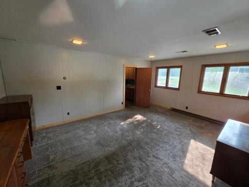 401 1st Avenue SE, Pelican Rapids, MN 56572