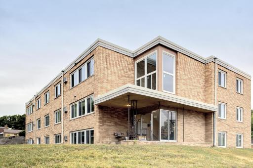 1900 Vincent Avenue N, Minneapolis, MN 55411