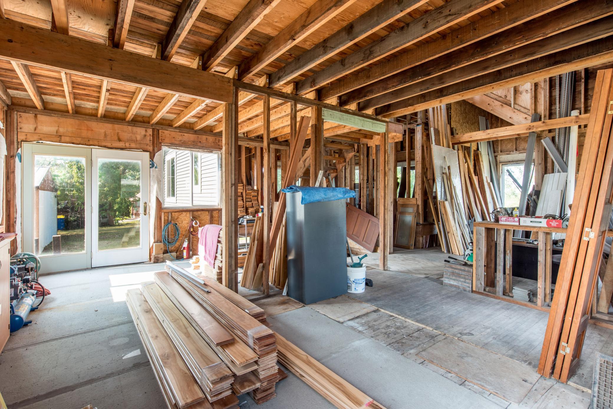 221 E Lake St - Parkers Prairie