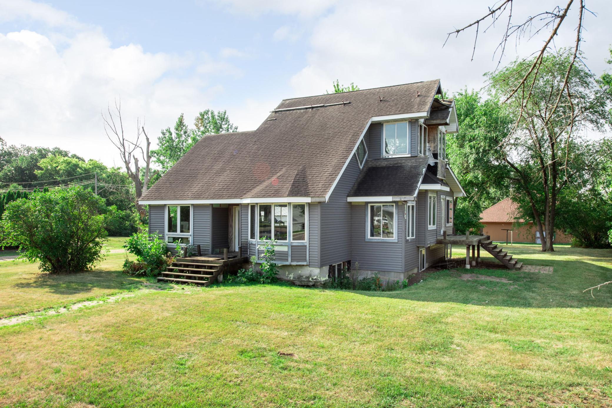 221 E Lake St - Parkers Prairie