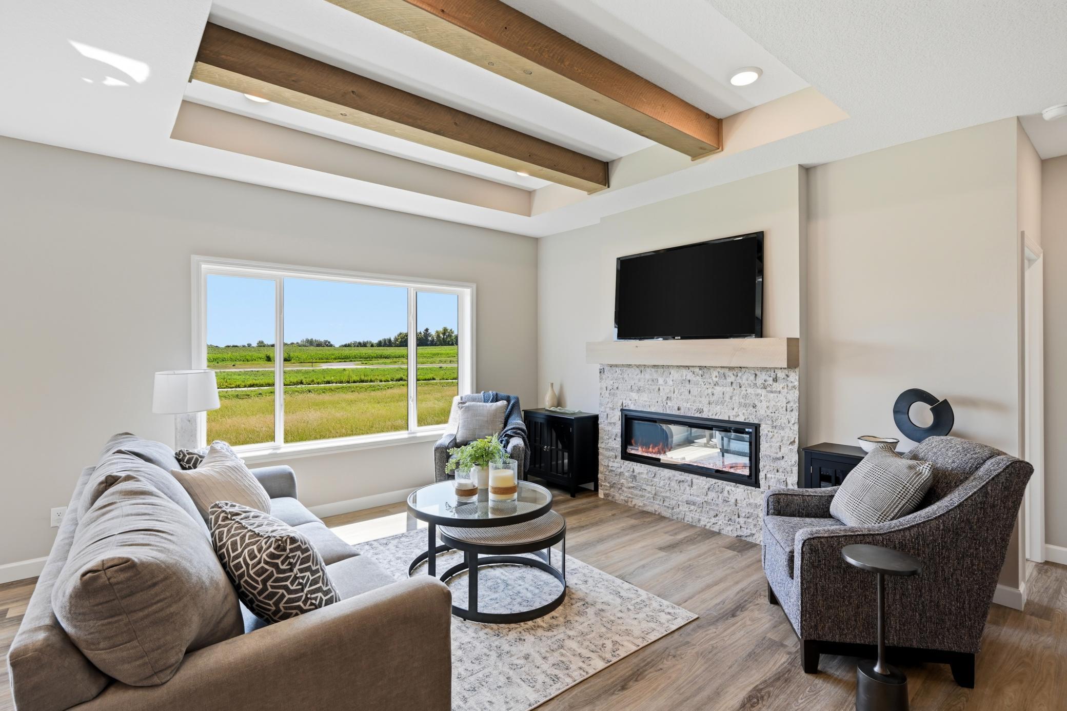 Cozy fireplace, vaulted ceilings with beams, amazing view!