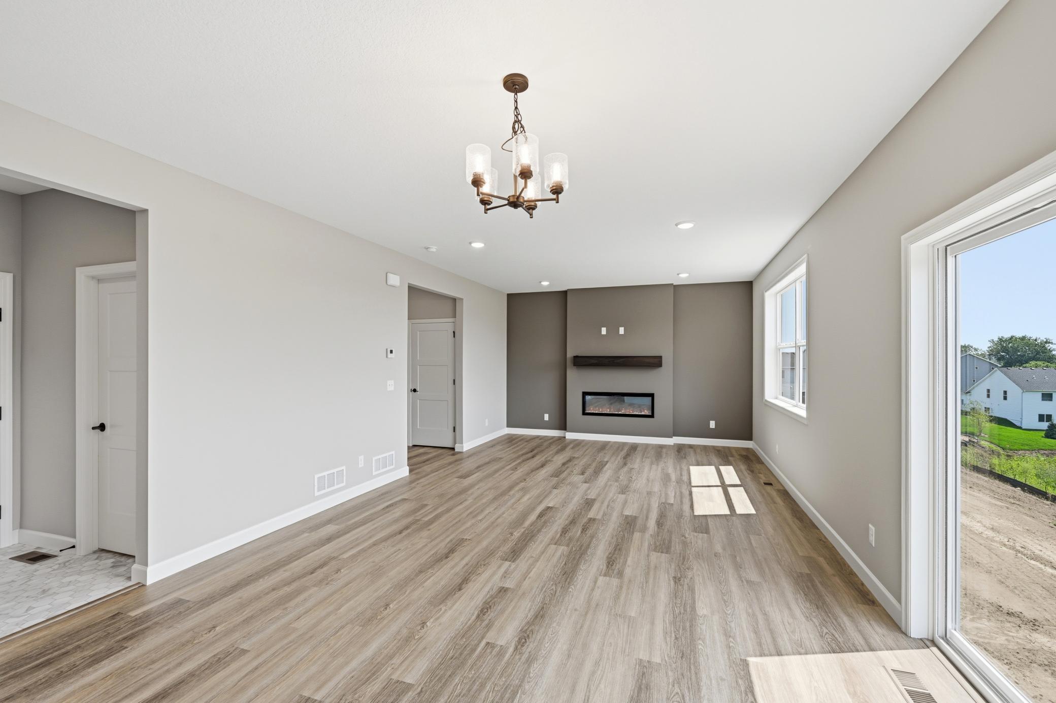 Dining area - photos of a completed home of the same floorplan. Colors and selections may differ.