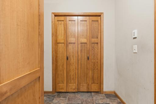 6427 Tessman Terrace N, Brooklyn Park, MN 55445