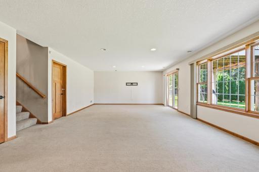6427 Tessman Terrace N, Brooklyn Park, MN 55445