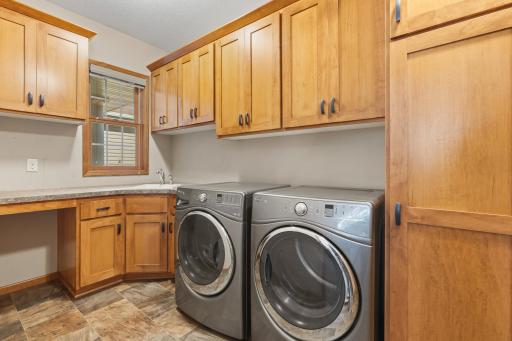 6427 Tessman Terrace N, Brooklyn Park, MN 55445