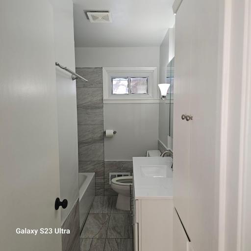 main floor bathroom #.jpeg