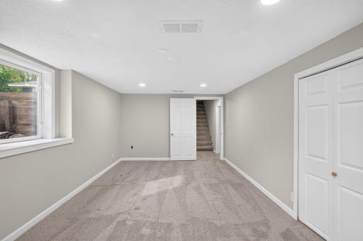 5307 66th Avenue N, Brooklyn Center, MN 55429