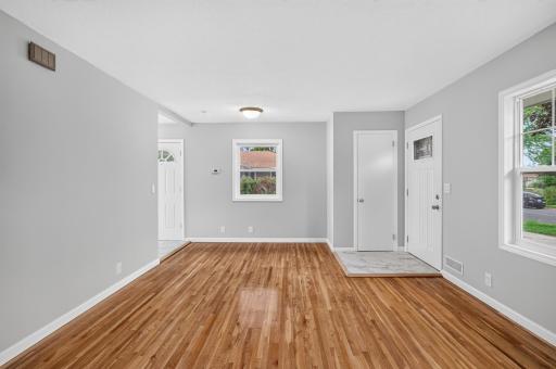 5307 66th Avenue N, Brooklyn Center, MN 55429