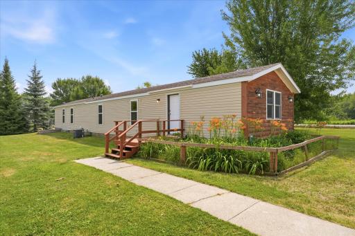 9528 Quail Road, Onamia, MN 56359