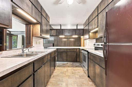 1216 Elm Street S, Moorhead, MN 56560