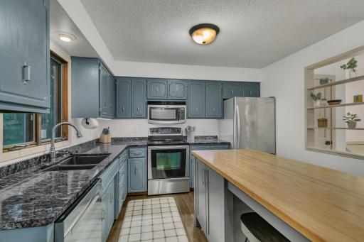 1557 Wildwood Road, Saint Cloud, MN 56303